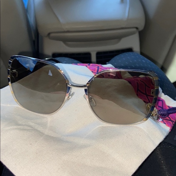 Tory Burch Sunglasses main image 4